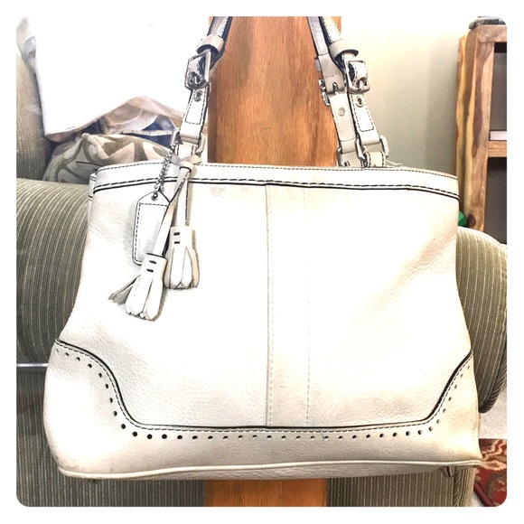Coach Handbags - 💕 Coach creme medium leather satchel bag 💕